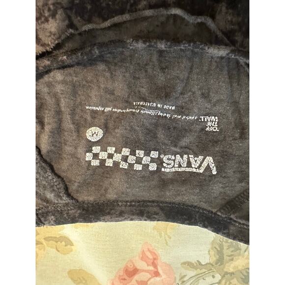 Vans Off the Wall top in black ladies size medium - Picture 5 of 5